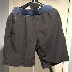 Esntls Sport shorts